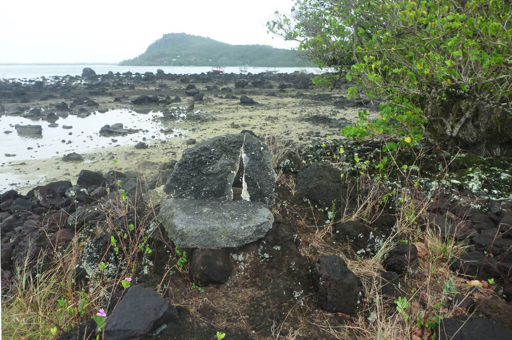 marae-royal-de-vaiahu- a-maupiti.jpeg (154 KB)