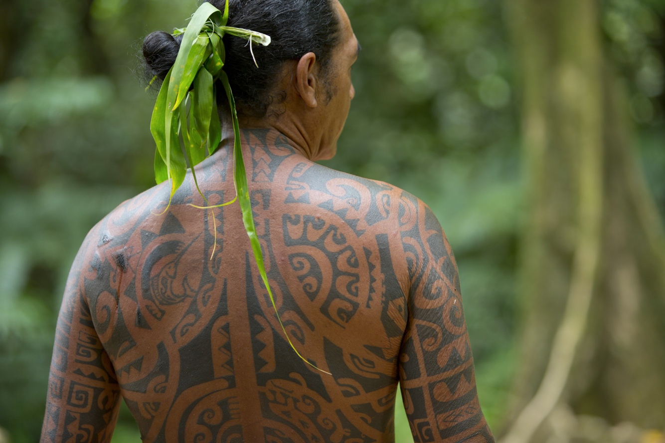 tatau-dos-taouage-tahiti.jpeg (341 KB)