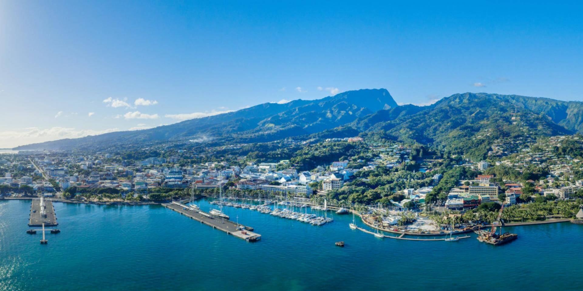 vue-aerienne-de-tahiti-papeete.jpeg (191 KB)